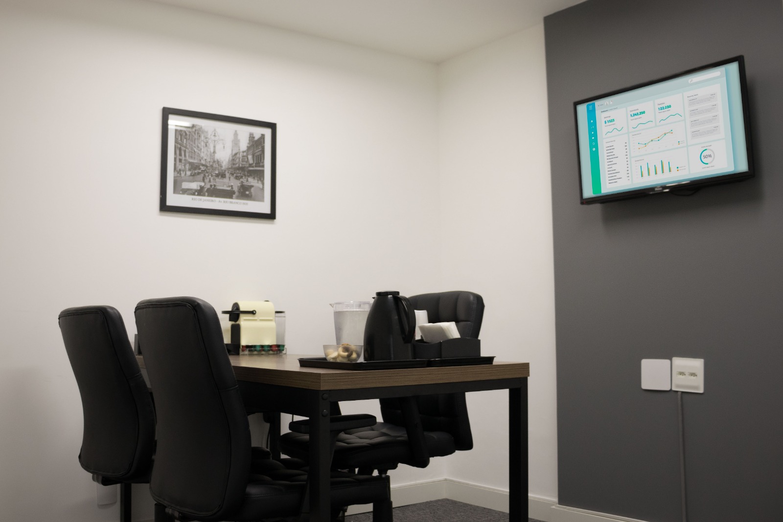 Reis Consultoria - Iluminação e Design